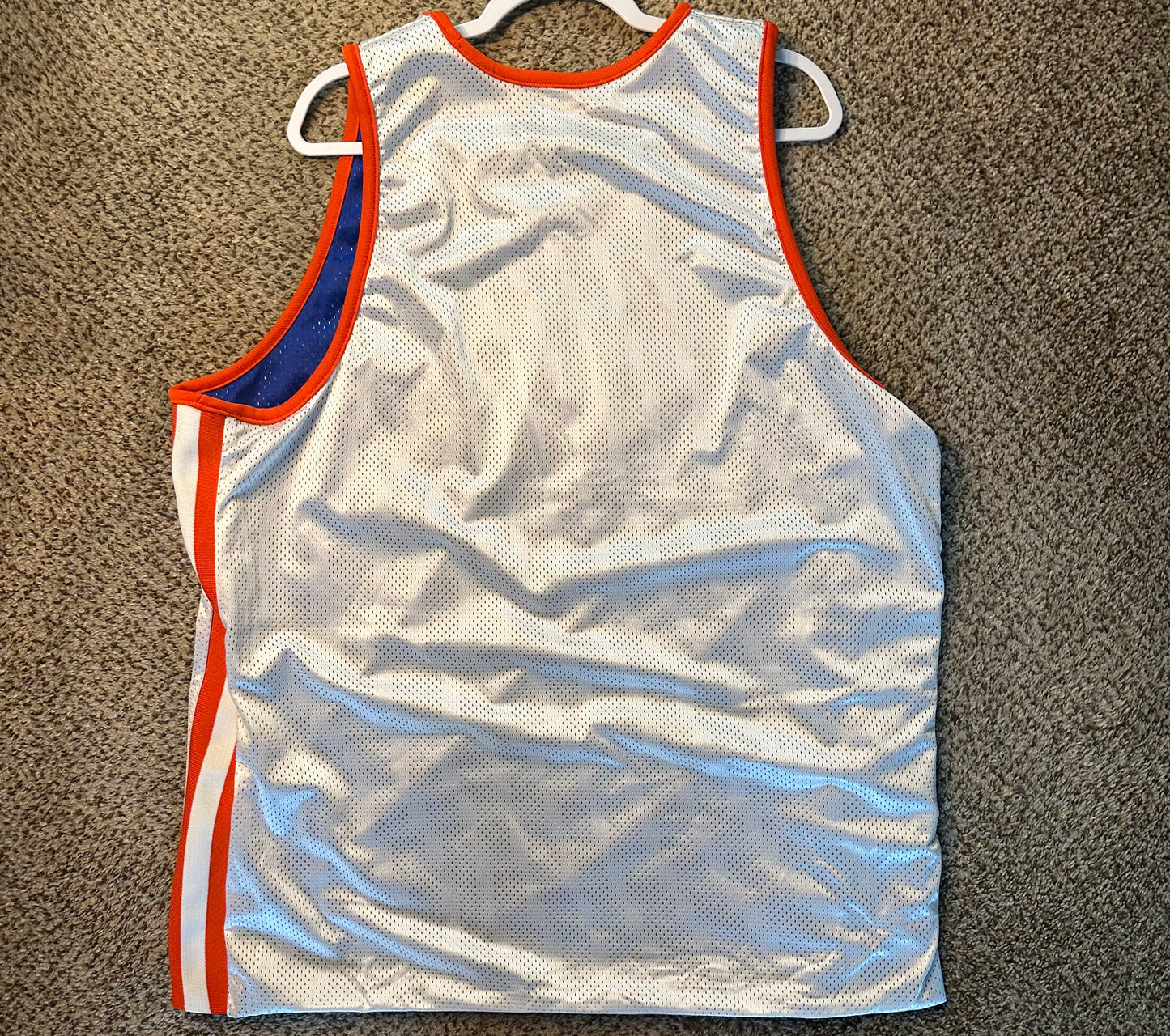 New York Knicks jersey