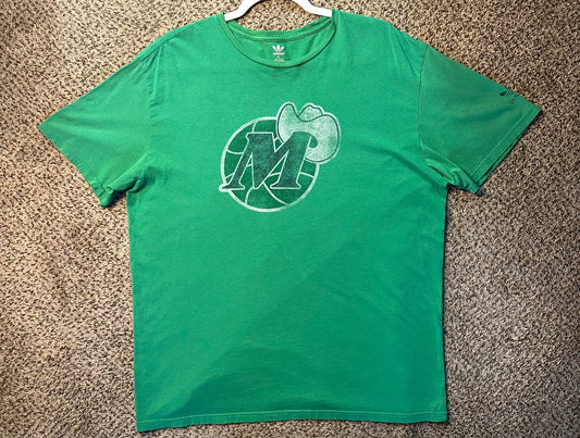 Dallas Mavericks tee