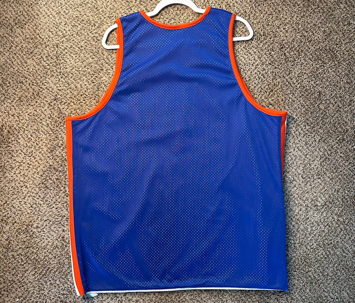 New York Knicks jersey