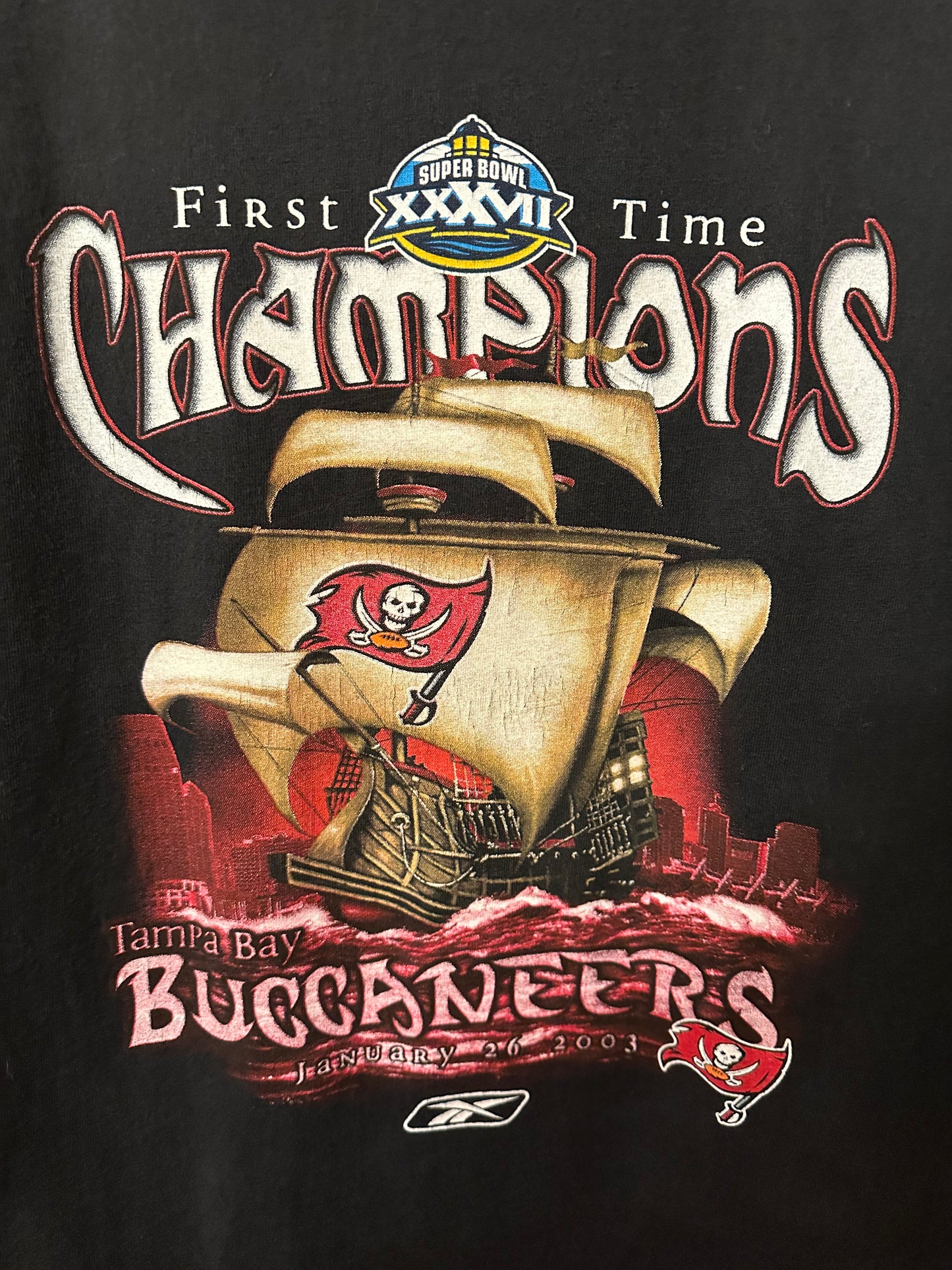 2003 Tampa Bay Buccaneers Super Bowl tee